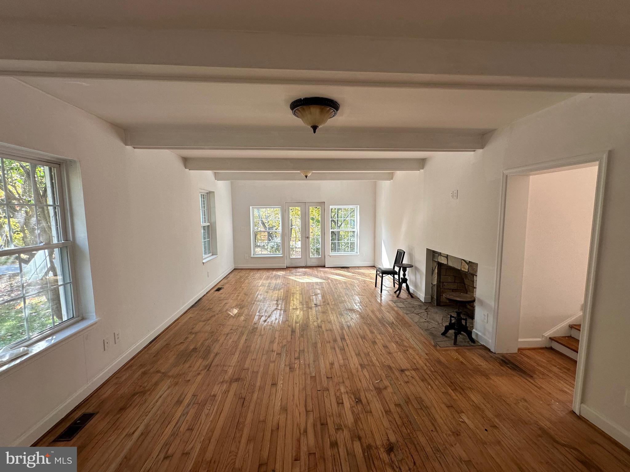 18820 Kerill Road Triangle, VA 22172 - Photo 6 of 37 Living Room with Fireplace