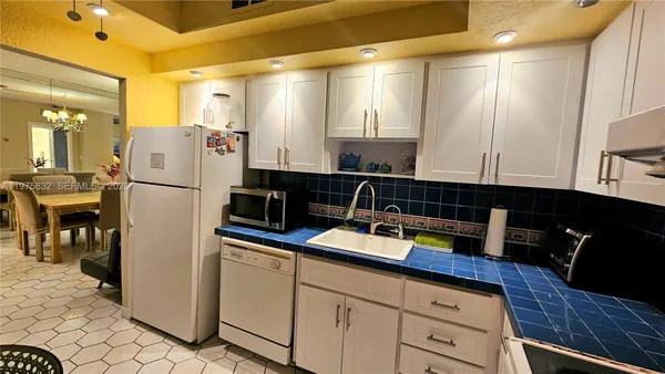 $2,350 | 1980 South Ocean Drive, Unit MC, Hallandale Beach, FL 33009