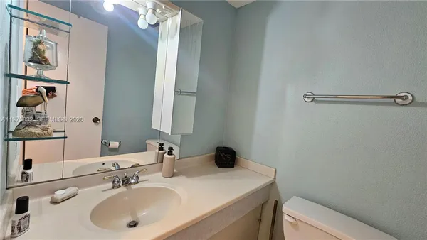 $2,350 | 1980 South Ocean Drive, Unit MC, Hallandale Beach, FL 33009