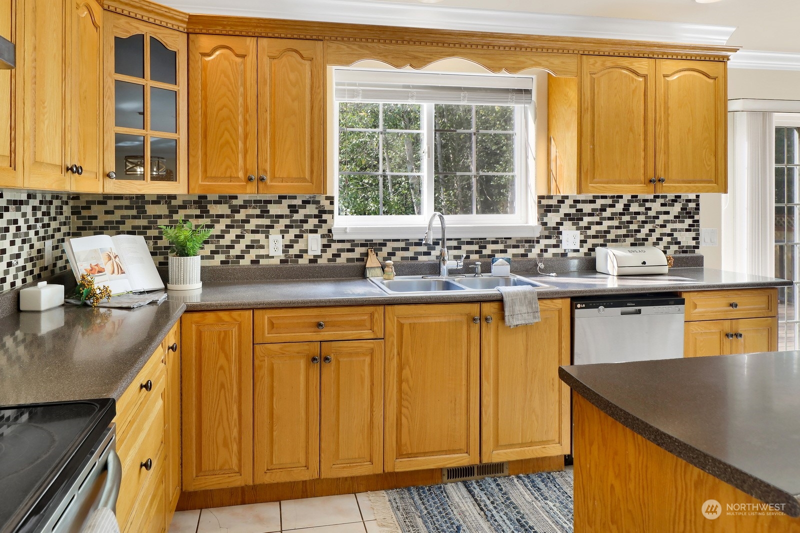 4031 Glengary Road Bellingham, WA 98226 - Photo 17 of 40 Gallery Image 17