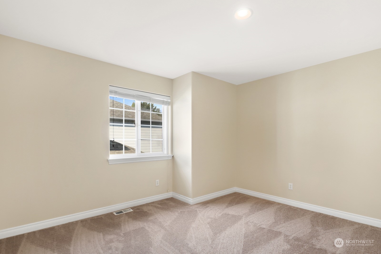 4031 Glengary Road Bellingham, WA 98226 - Photo 35 of 40 Gallery Image 35