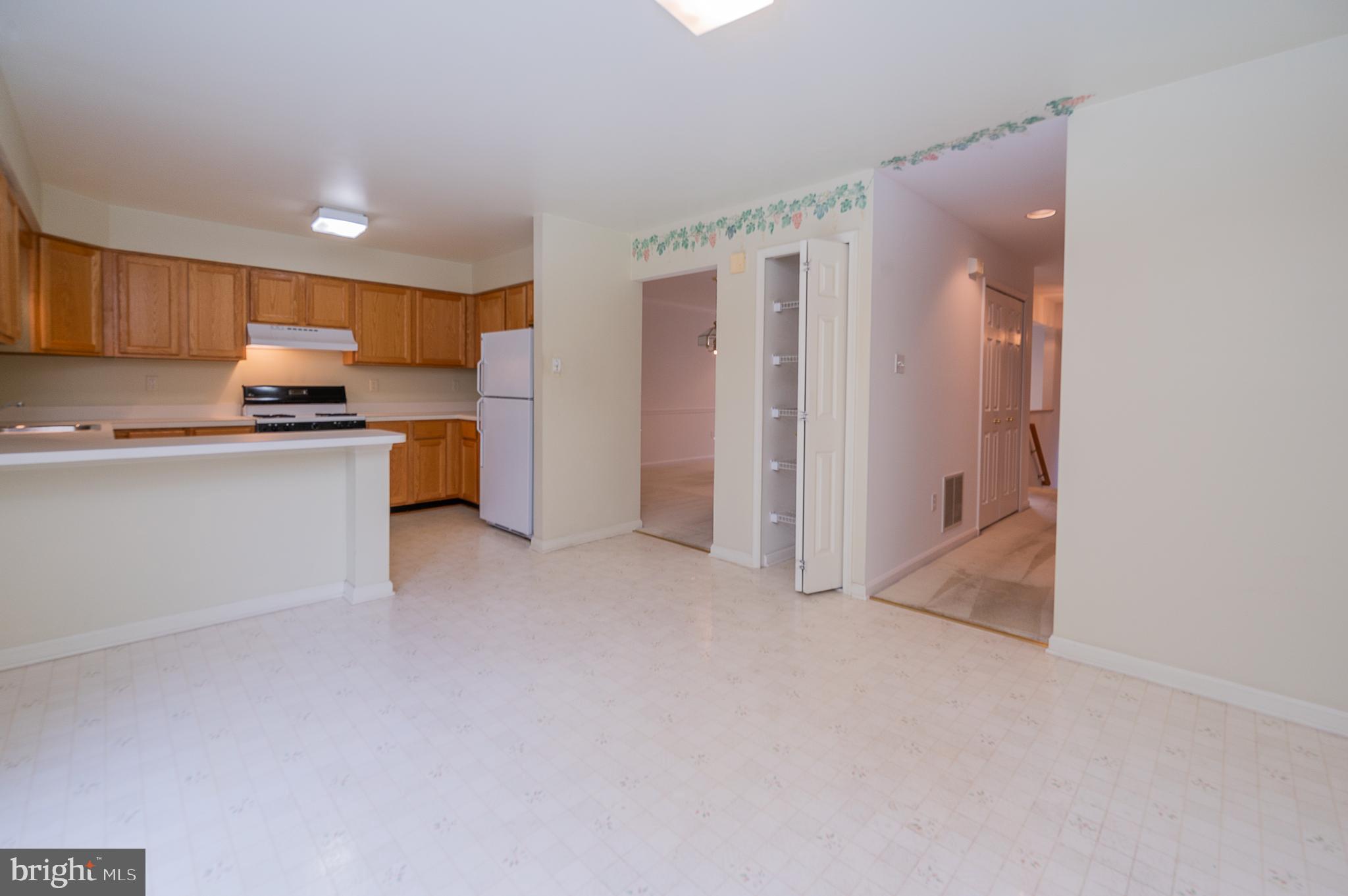 6122 Good Hunters Ride Columbia, MD 21045 - Photo 6 of 28 kitchen