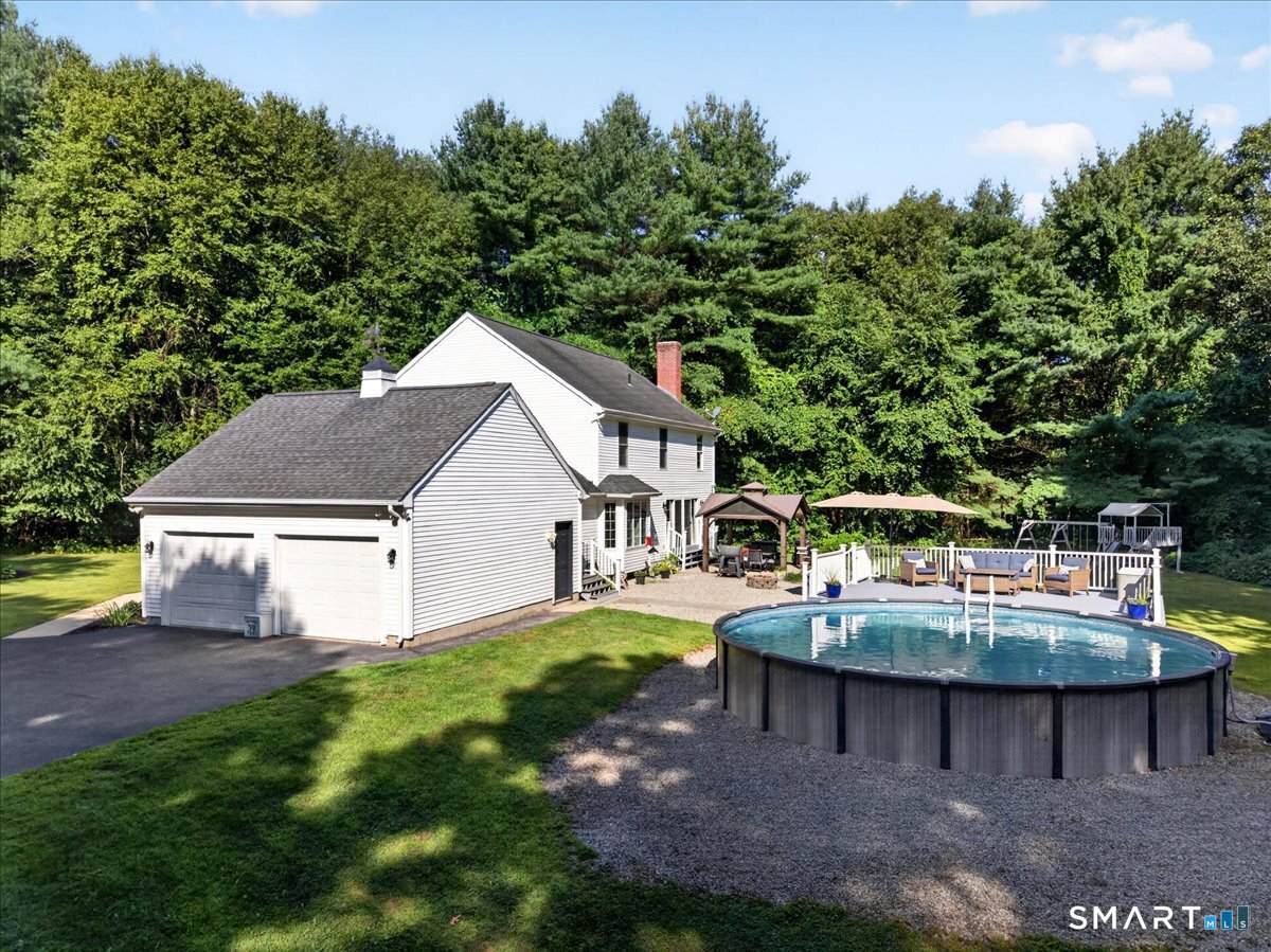 692 Cook Hill Road Killingly, CT 06239 - Photo 4 of 31 Gallery Image 4
