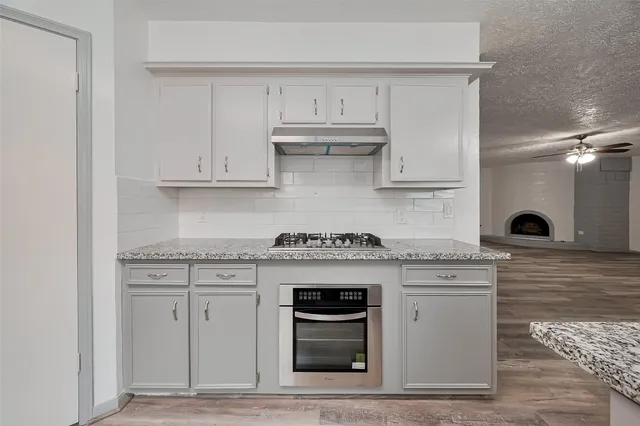 $329,000 | 9858 Sageaspen Lane, Houston, TX 77089