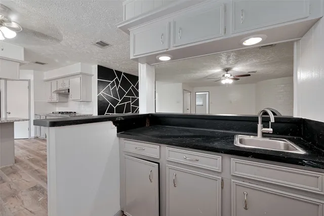 $329,000 | 9858 Sageaspen Lane, Houston, TX 77089