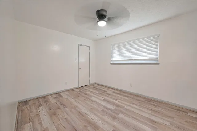 $329,000 | 9858 Sageaspen Lane, Houston, TX 77089