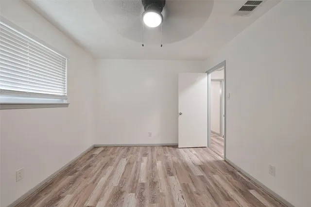 $329,000 | 9858 Sageaspen Lane, Houston, TX 77089