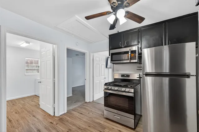 $329,000 | 9858 Sageaspen Lane, Houston, TX 77089