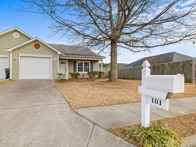 $259,000 | 101 Heckathorne Drive, New Bern, NC 28560
