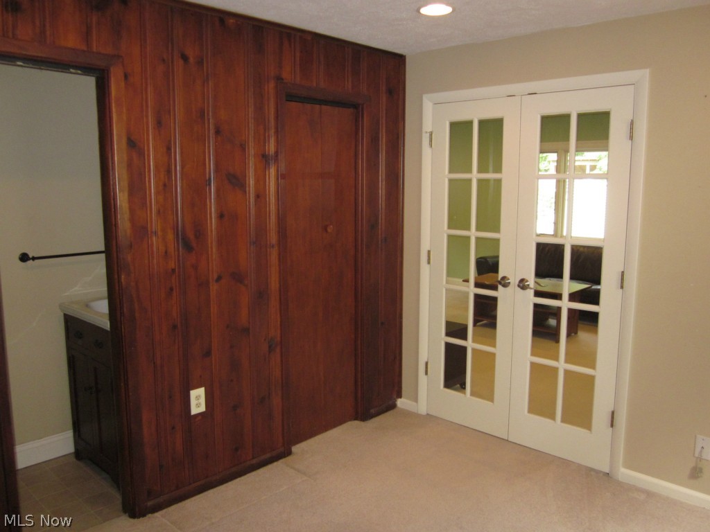 1383 Brookline Road Cleveland, OH 44121 - Photo 14 of 25