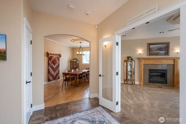 $799,900 | 907 Sand Dune Road, Moses Lake, WA 98837