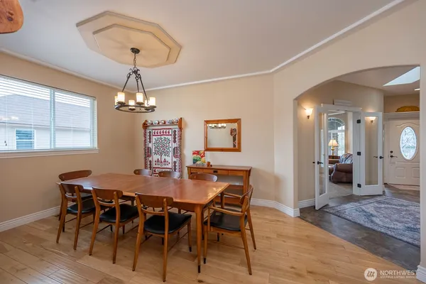 $799,900 | 907 Sand Dune Road, Moses Lake, WA 98837