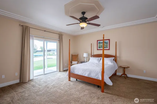 $799,900 | 907 Sand Dune Road, Moses Lake, WA 98837