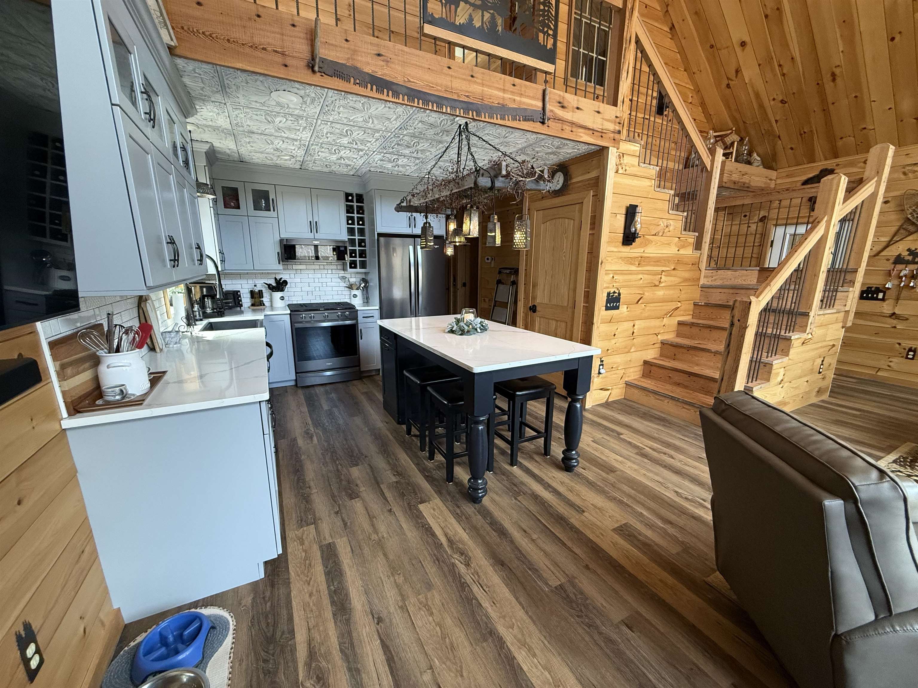 1063 Highway 25 Warren, NH 03279 - Photo 13 of 31