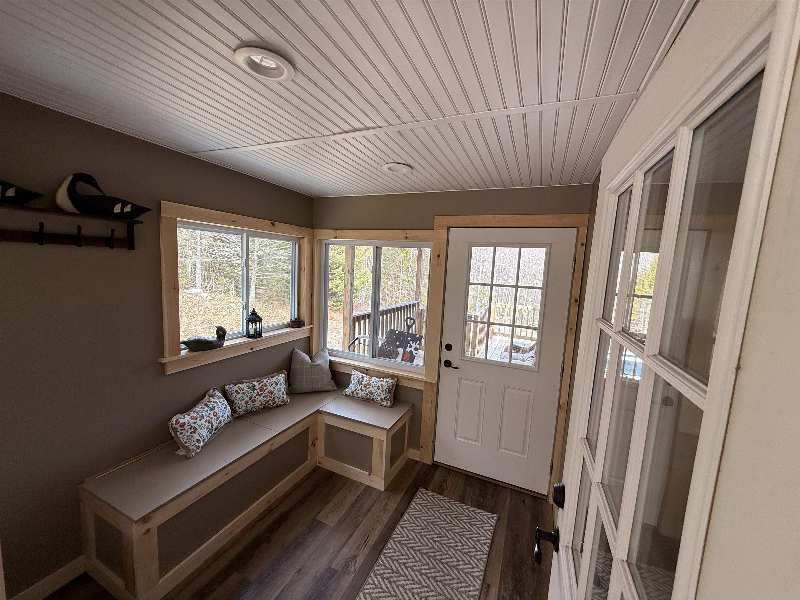 1063 Highway 25 Warren, NH 03279 - Photo 27 of 31