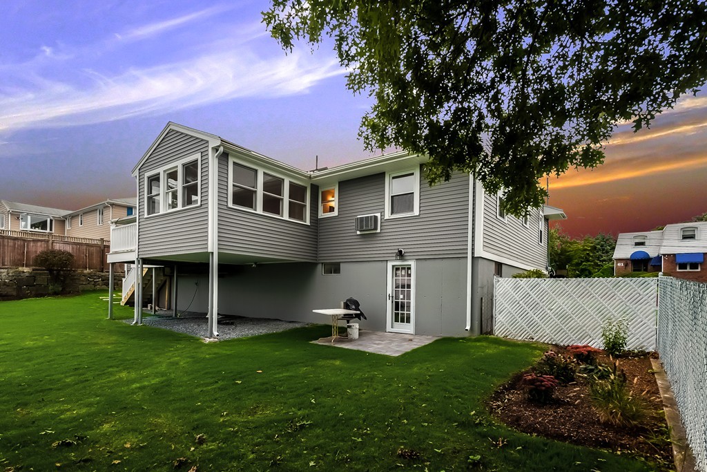 64 Gardiner Road Quincy, MA 02169 - Photo 5 of 22 Gallery Image 5