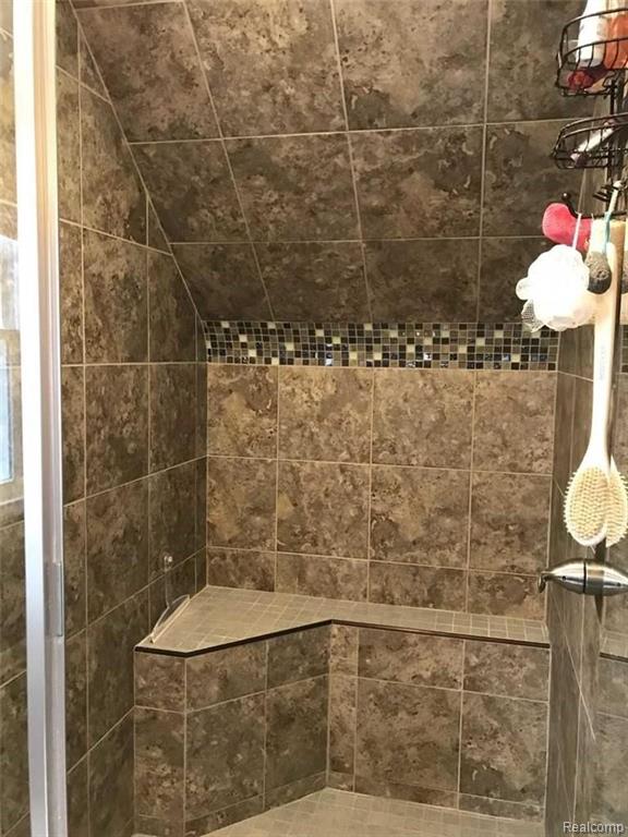 4158 Amherst Road Royal Oak, MI 48073 - Photo 17 of 25