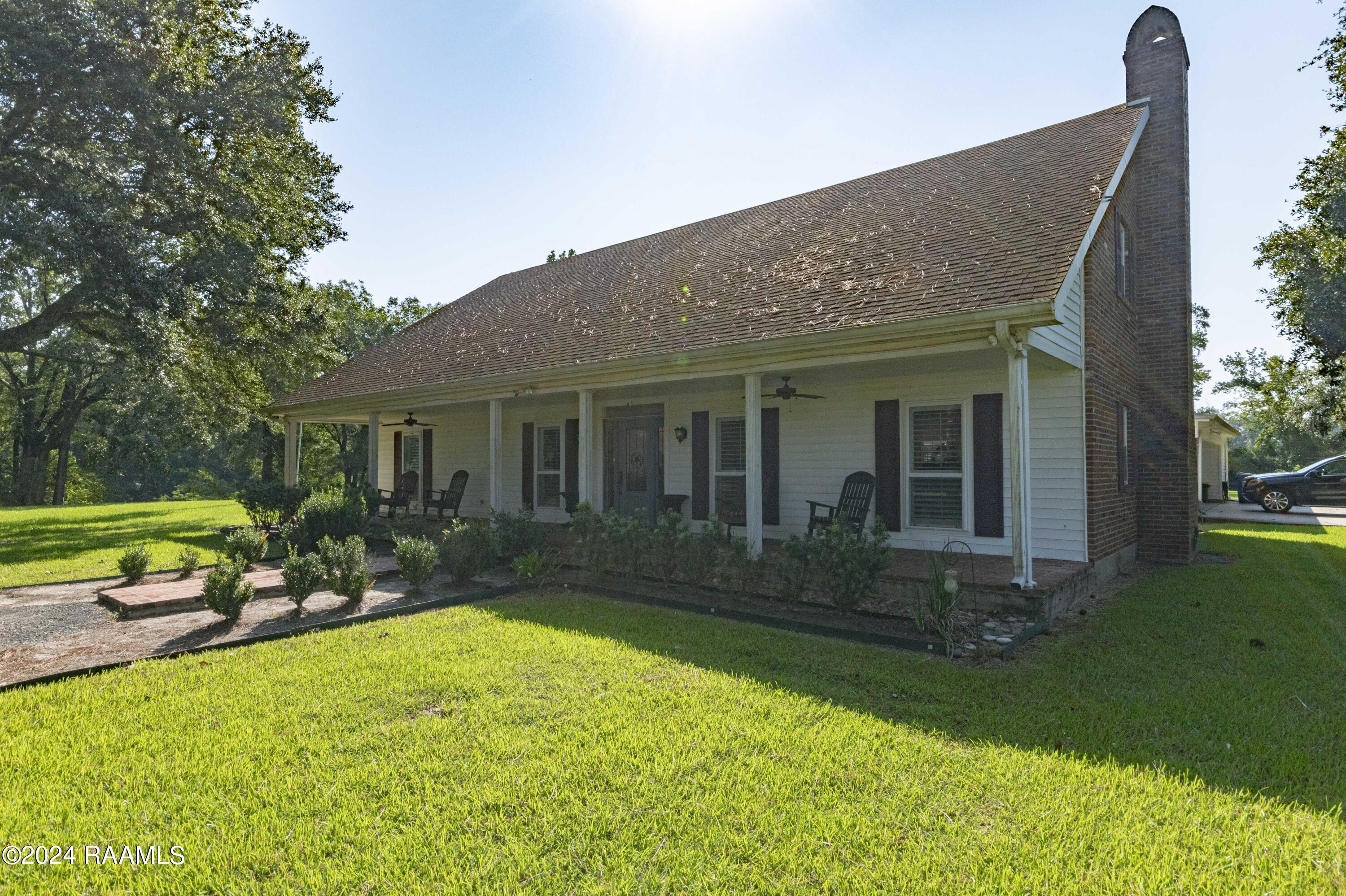 7119 Woodlawn Road Maurice, LA 70555 - Photo 3 of 32 7119 Woodlawn Rd. Front2
