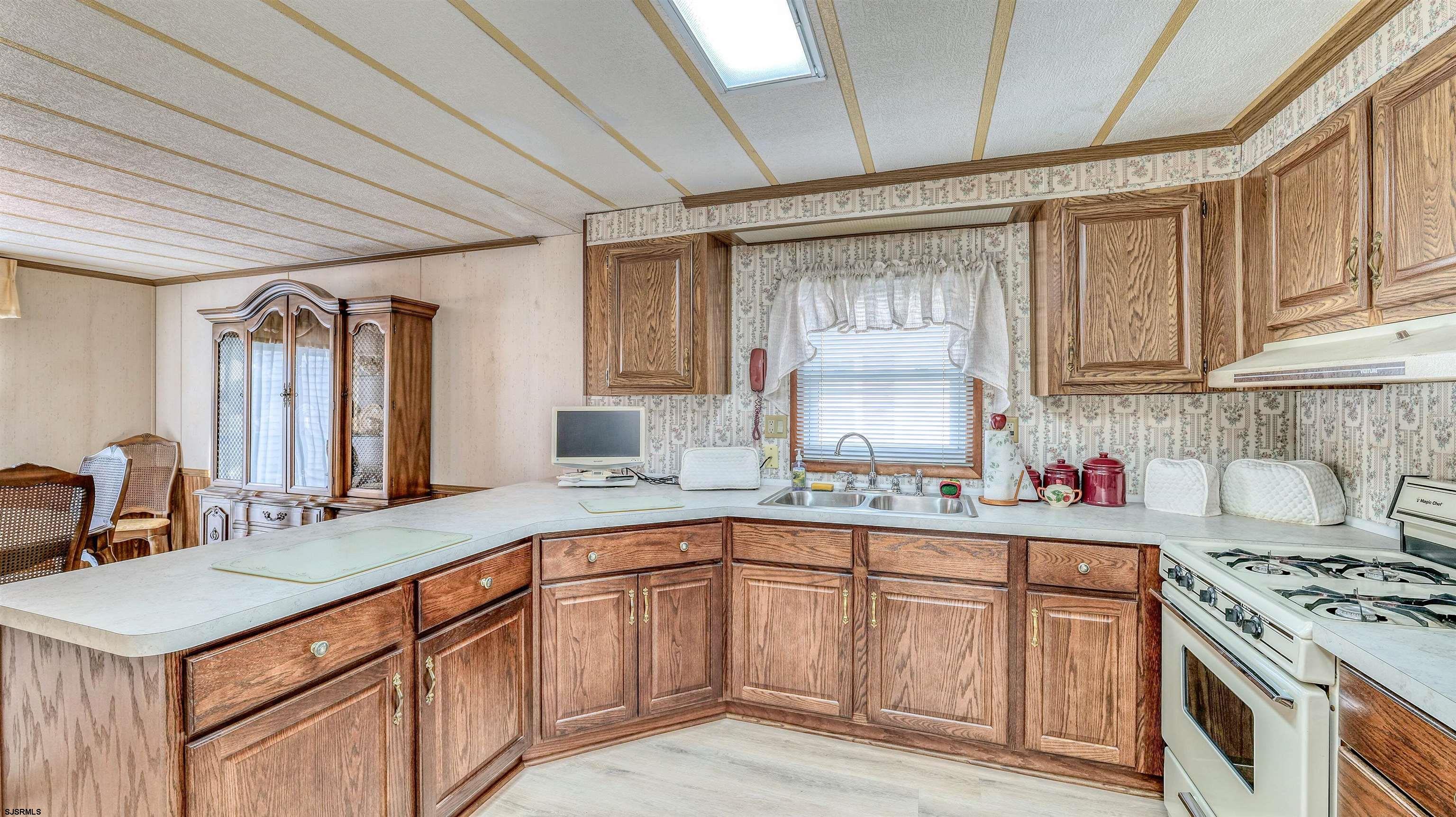 409 Shell Lane Egg Harbor Township, NJ 08234 - Photo 14 of 28