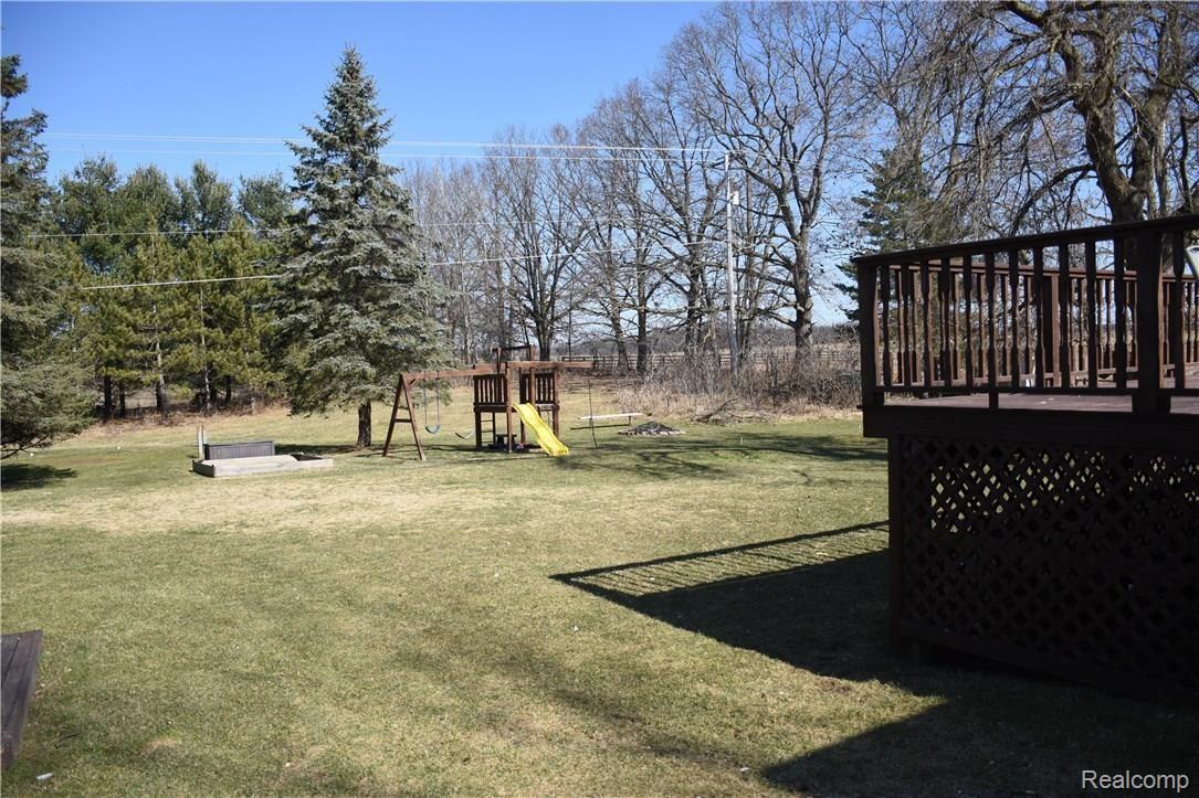12155 Green Road Goodrich, MI 48438 - Photo 15 of 50 DSC_2137.JPG