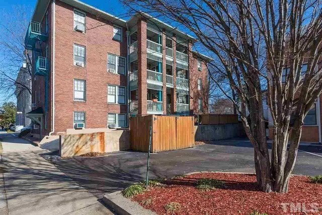 $1,995 | 200 East Edenton Street, Unit 4, Raleigh, NC 27601