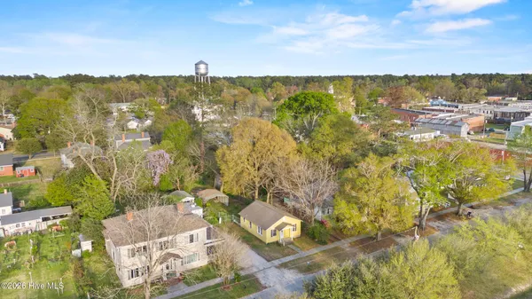 $169,000 | 108 North Dickerson Street, Unit 6, Burgaw, NC 28425