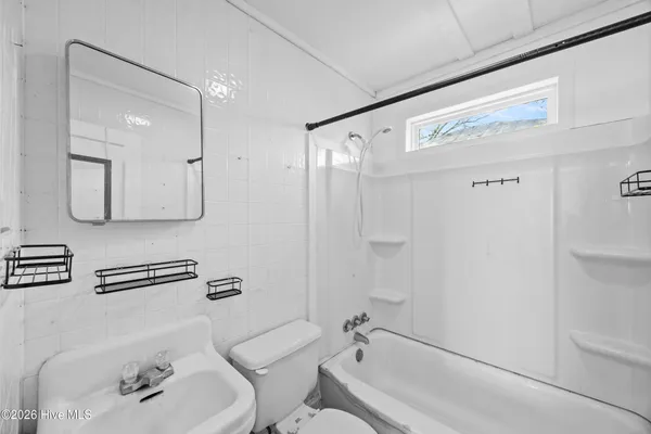 $169,000 | 108 North Dickerson Street, Unit 6, Burgaw, NC 28425