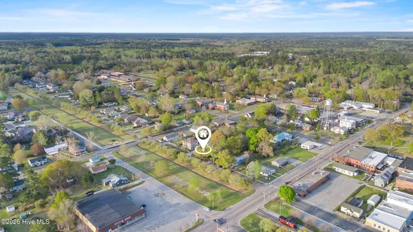 $169,000 | 108 North Dickerson Street, Unit 6, Burgaw, NC 28425