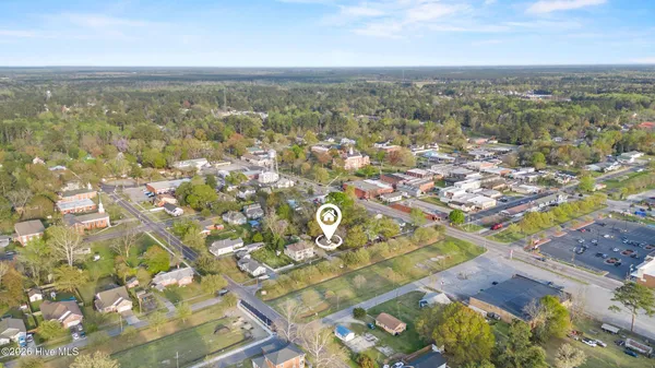 $169,000 | 108 North Dickerson Street, Unit 6, Burgaw, NC 28425