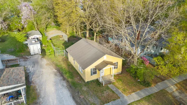 $169,000 | 108 North Dickerson Street, Unit 6, Burgaw, NC 28425