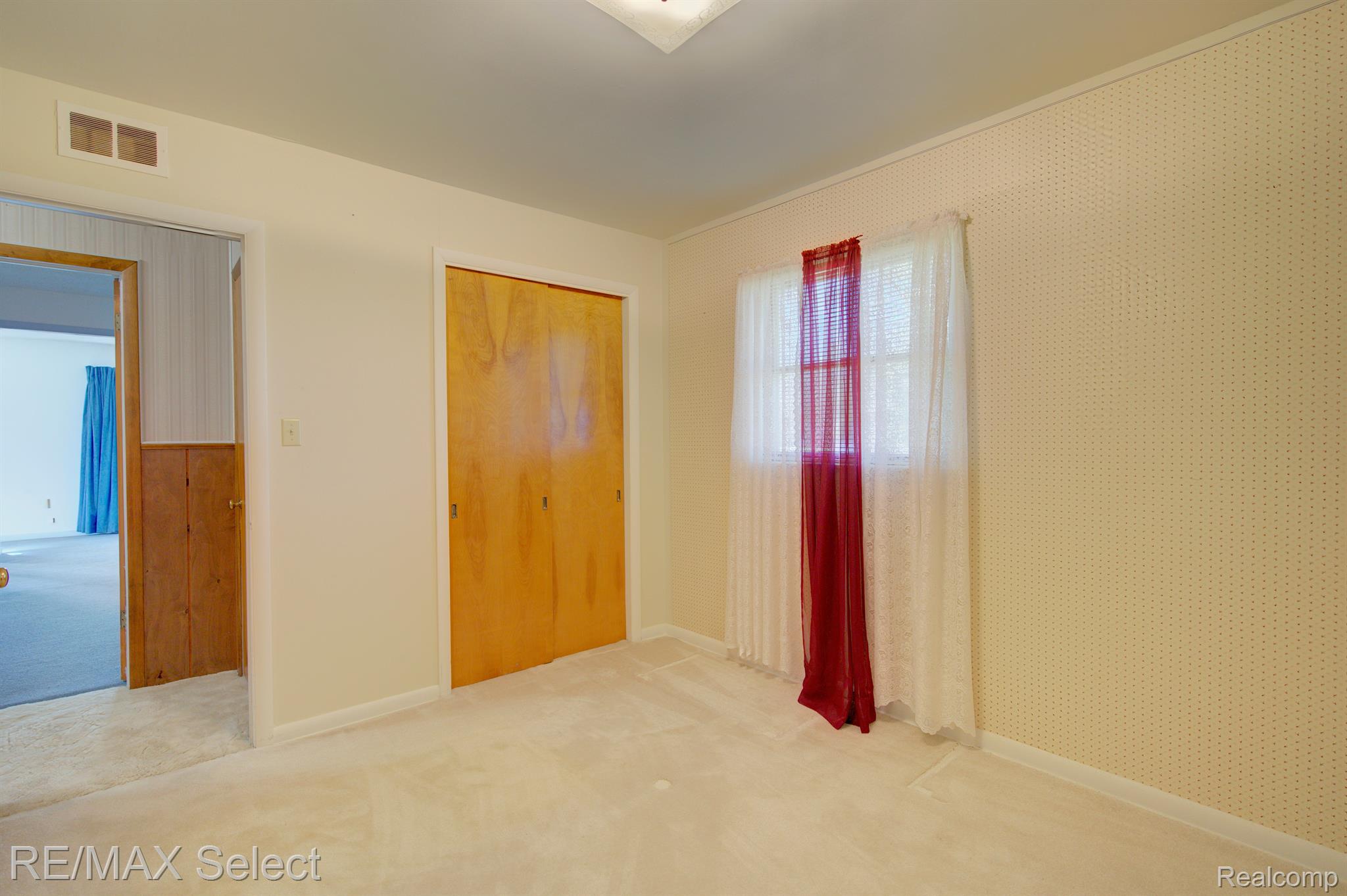 5132 Torrey Road Flint, MI 48507 - Photo 31 of 36 Gallery Image 31