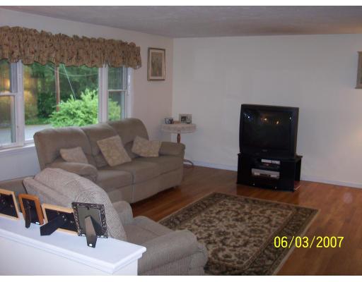 24 Jewett Road Sterling, MA 01564 - Photo 4 of 10 Gallery Image 4