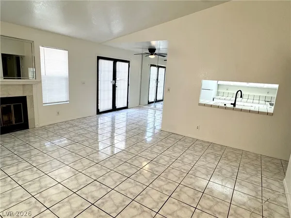 $1,300 | 5064 Jeffreys Street, Unit 201, Las Vegas, NV 89119