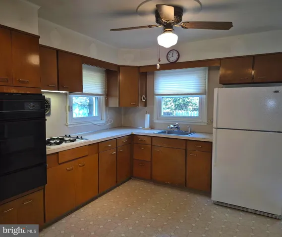 $225,000 | 602 Carsonia Avenue, Reading, PA 19606