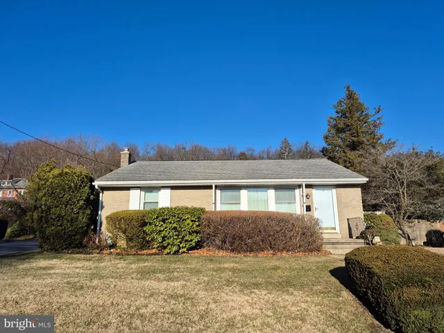 $225,000 | 602 Carsonia Avenue, Reading, PA 19606