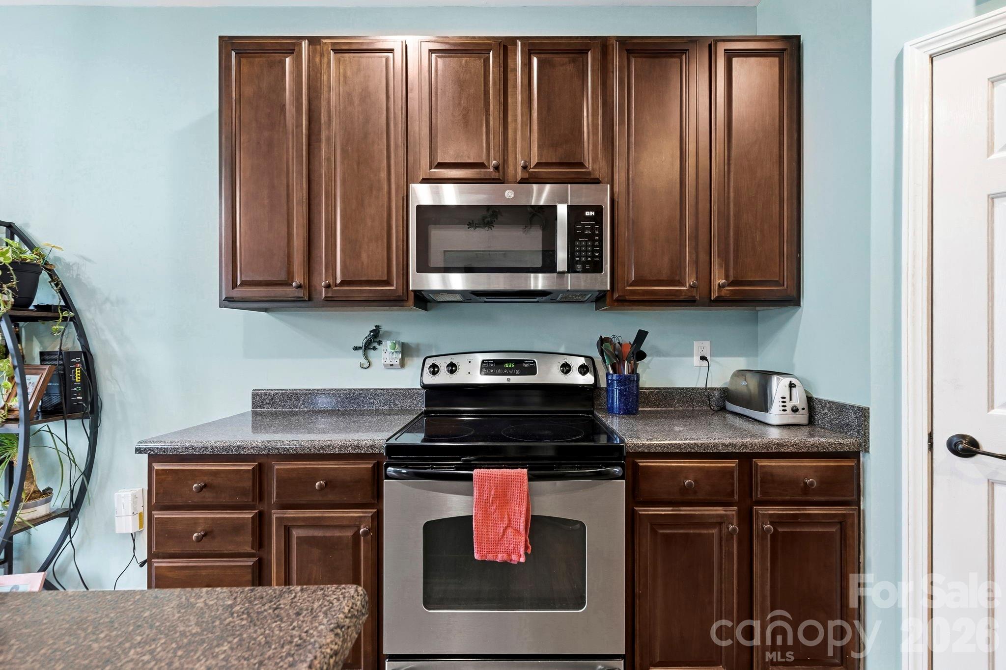 154 Haw River Road Fletcher, NC 28732 - Photo 16 of 45