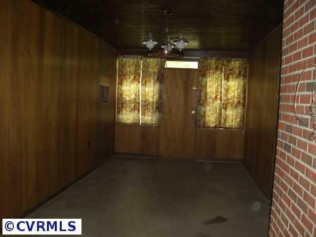 508 West Hundred Road Chester, VA 23836 - Photo 5 of 6
