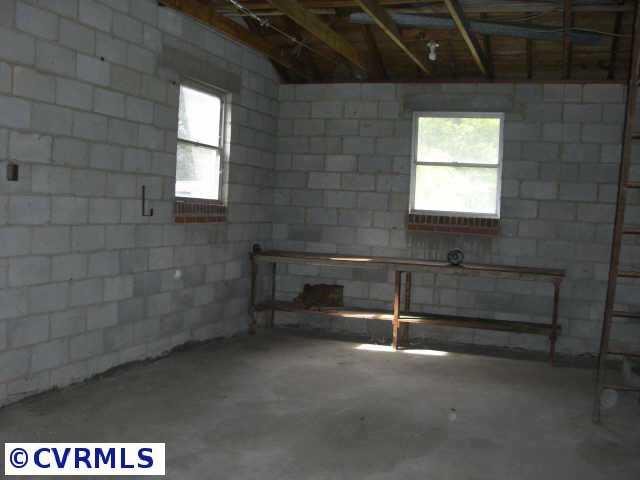 508 West Hundred Road Chester, VA 23836 - Photo 6 of 6
