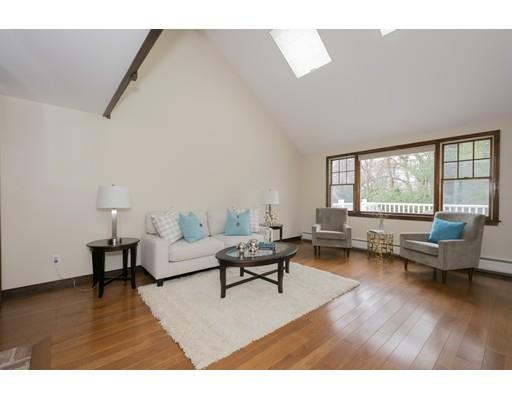 2 Pinewood Street Lexington, MA 02421 - Photo 3 of 30