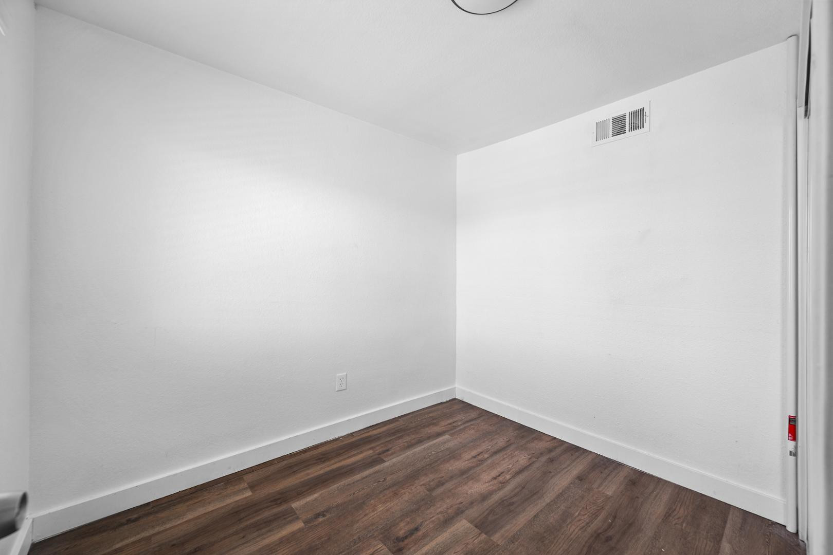 18202 North Cave Creek Road, Unit 252 Phoenix, AZ 85032 - Photo 8 of 15 a view of an empty room