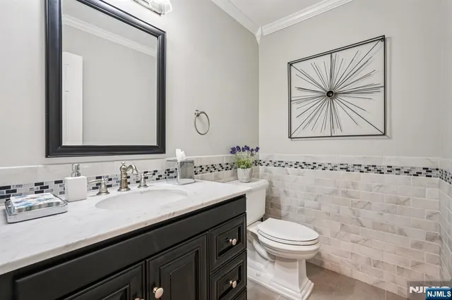 $1,088,000 | 47 Chicopee Drive, Wayne, NJ 07470