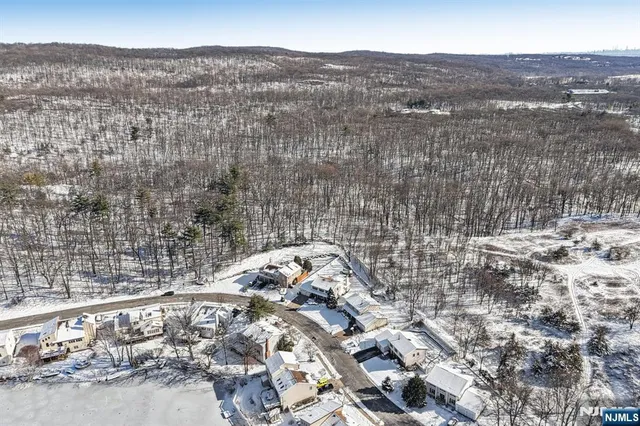 $1,088,000 | 47 Chicopee Drive, Wayne, NJ 07470