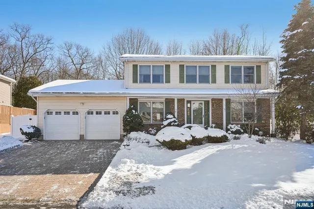 $1,088,000 | 47 Chicopee Drive, Wayne, NJ 07470