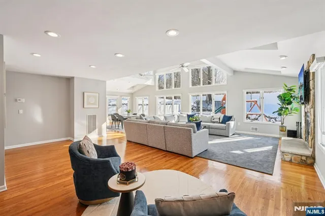 $1,088,000 | 47 Chicopee Drive, Wayne, NJ 07470