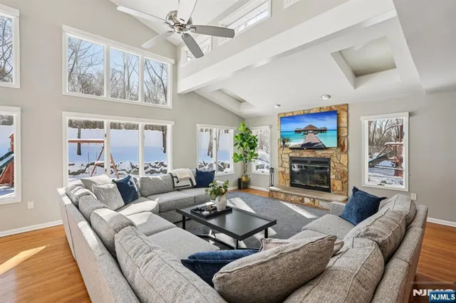 $1,088,000 | 47 Chicopee Drive, Wayne, NJ 07470