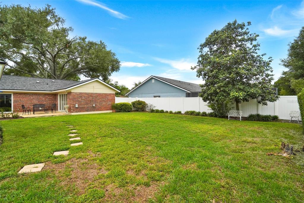 11816 Lipsey Road Tampa, FL 33618 - Photo 40 of 50