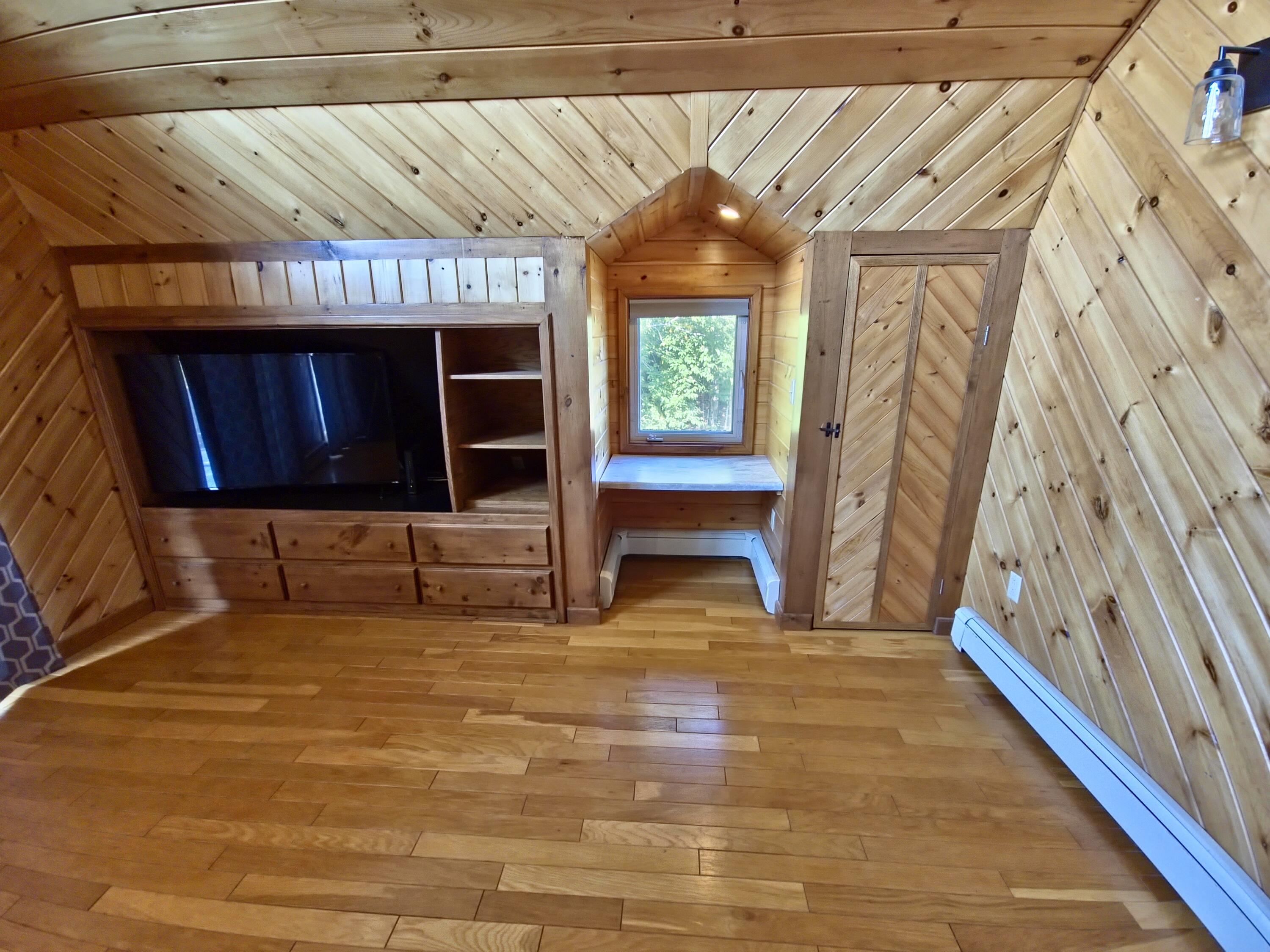 923 Woodville Road Lincoln, ME 04457 - Photo 13 of 36 20240905_083453