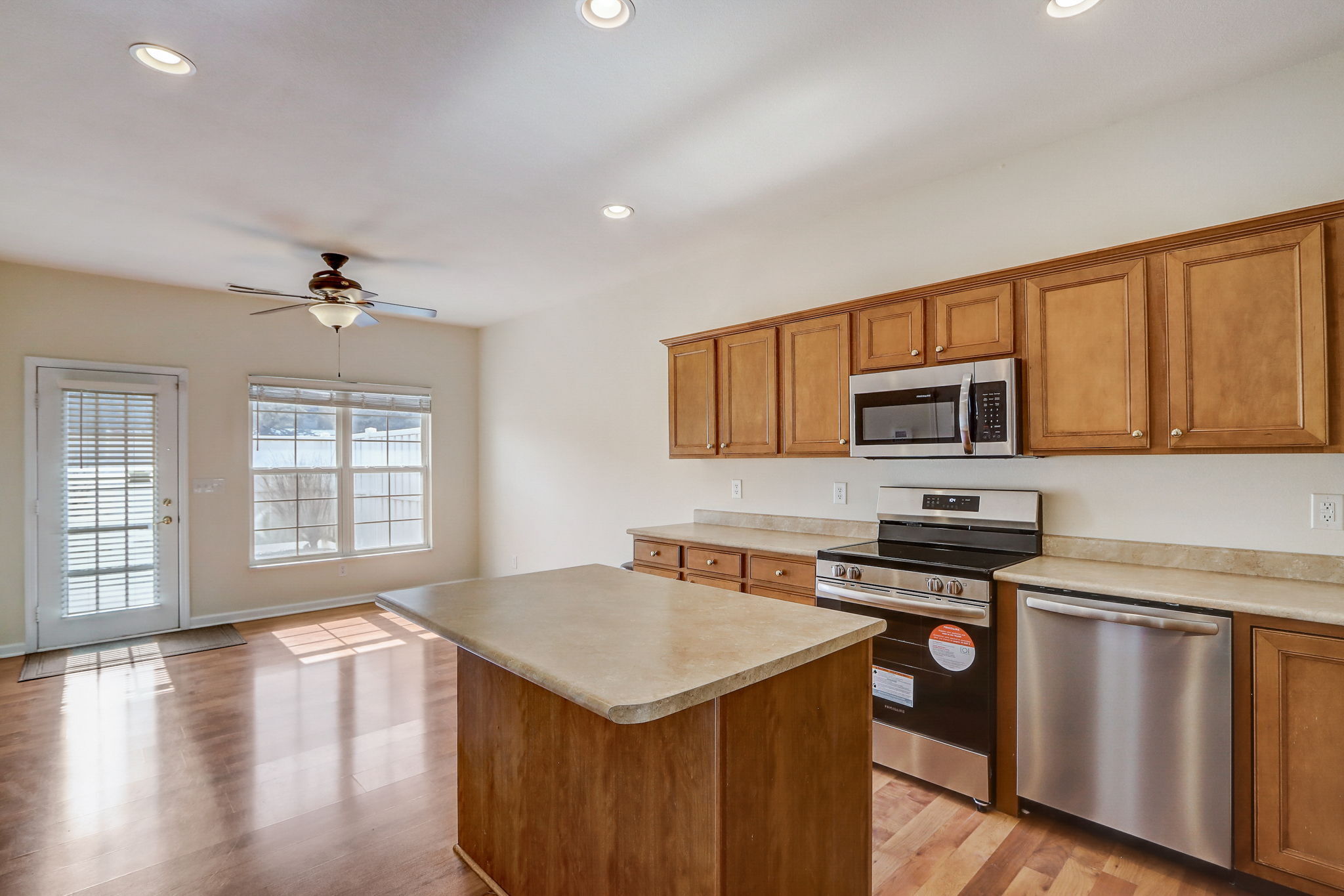 629 Lockerbie Place Carmel, IN 46032 - Photo 17 of 51