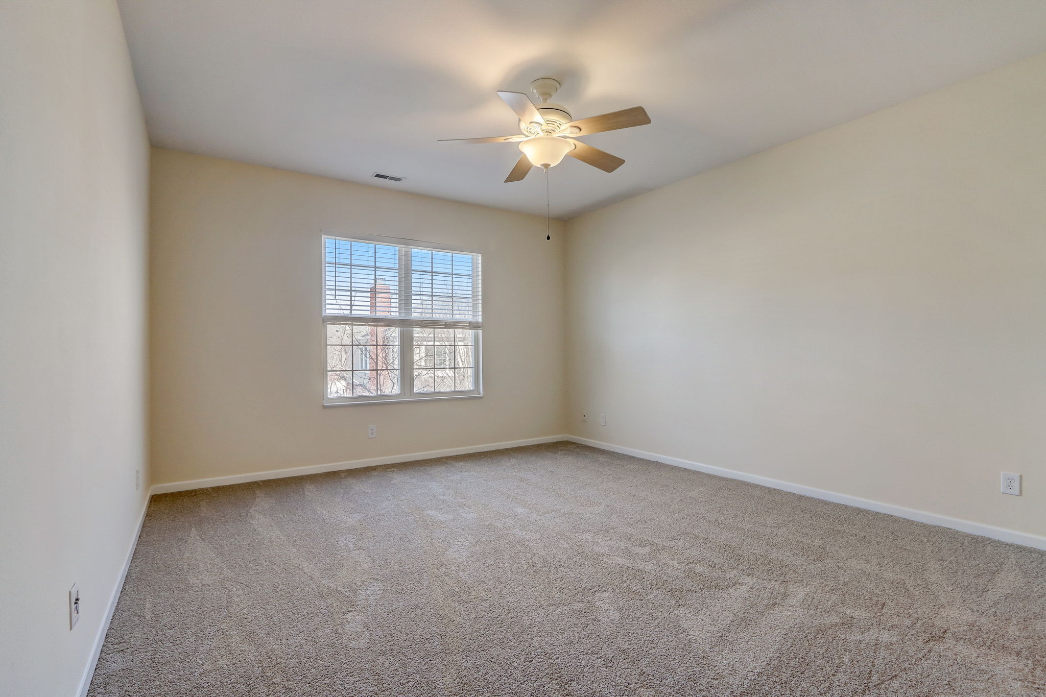 629 Lockerbie Place Carmel, IN 46032 - Photo 45 of 51