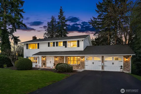 $3,699,000 | 2650 79th Avenue Northeast, Medina, WA 98039